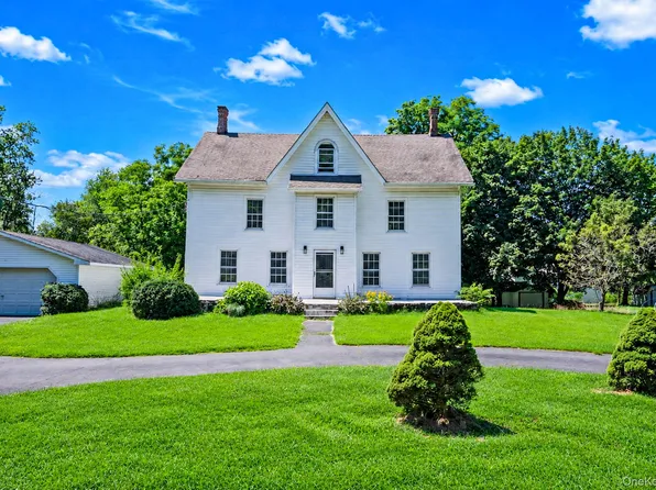 180 Quaker Street, Wallkill, NY 12589