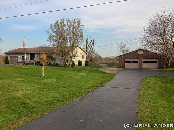 3rd image of 4766 84th St SE
