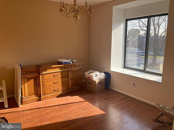 3rd image of 8 Mullingar Ct Unit 201