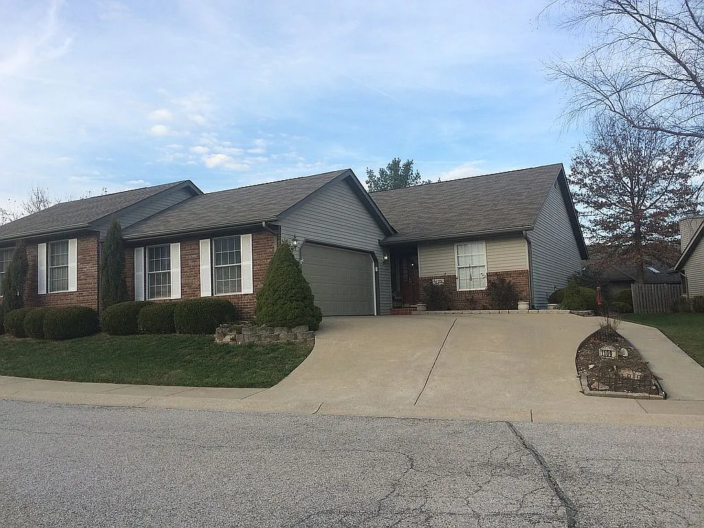 1109 E Berkshire Ct photo 1