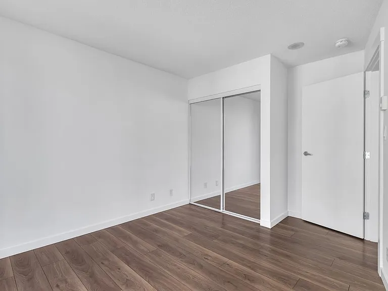 1189 Melville St #501 — Photo 15