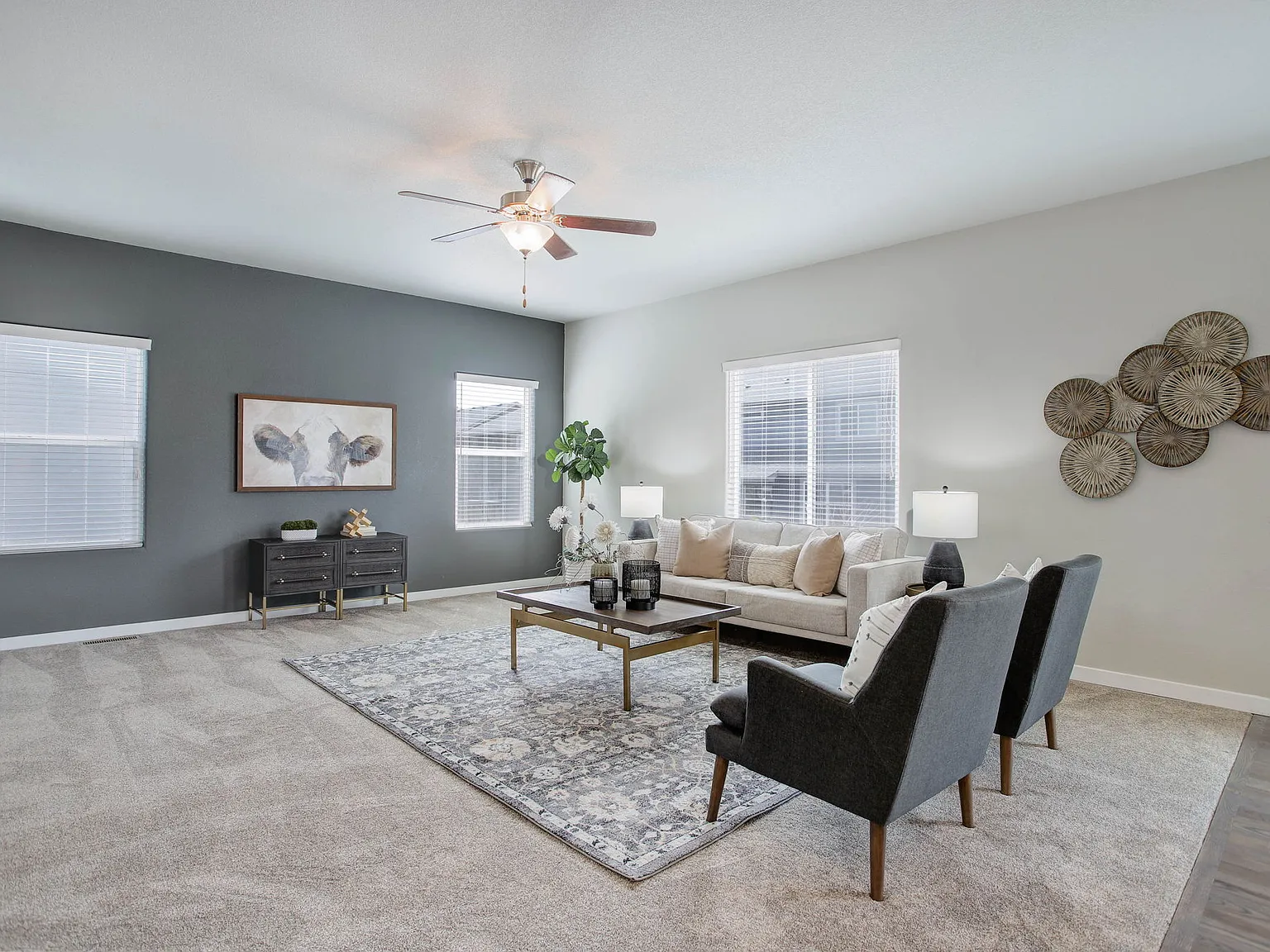4 bed, 2951 sqft, $3,100 — Photo 4