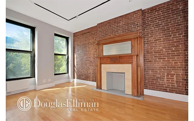 Rented by Douglas Elliman | media 33