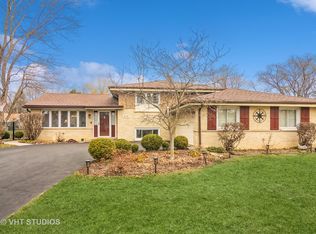 878 E Zinnia Ln, Palatine, IL