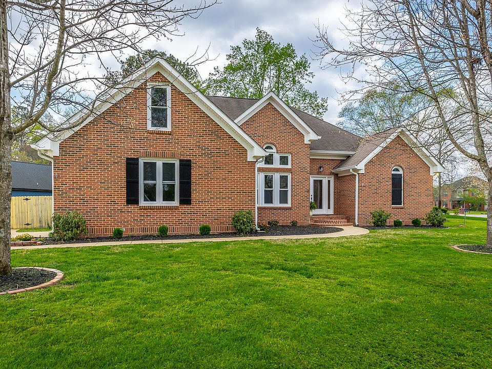 1st image of 1618 Gunston Hall Rd