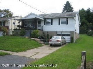 3905 Wylam Ave, Moosic, PA 18507