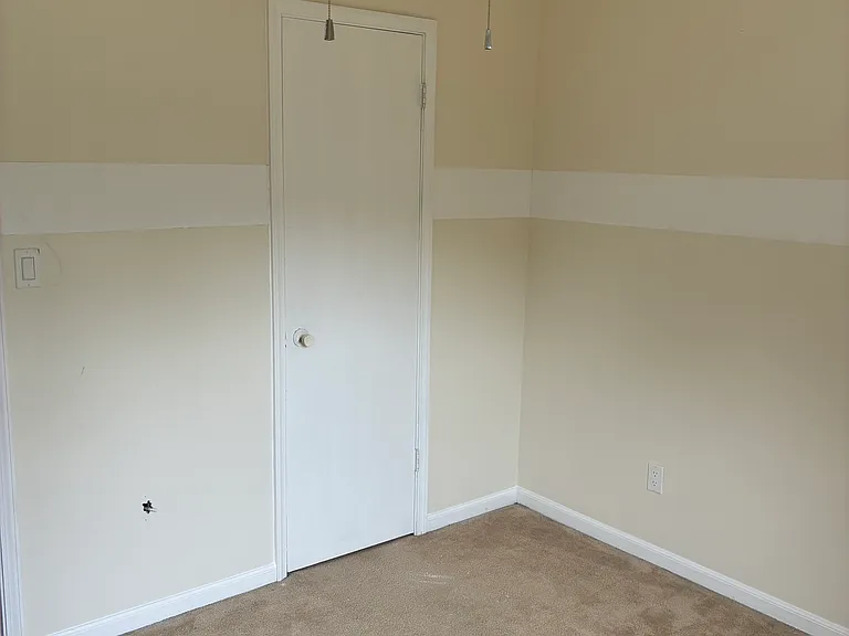 7328 Chaucer Ct — Photo 13