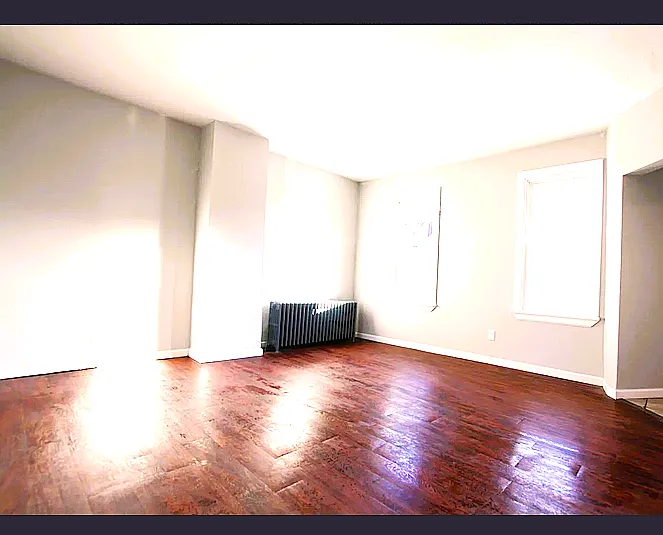 539 Baldwin St — Photo 4