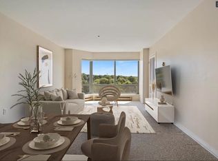 148 Breakwater Dr Unit 802, South Portland, ME 04106