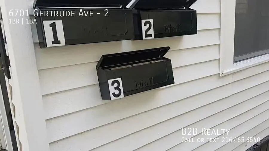 Don't Miss Out! Well-Maintained 1-Bedroom Home for Rent - $200 Move-In Special — Photo 2