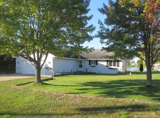 4334 Oak Glen Dr, Camden, MI 49232