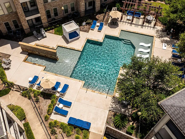 Olympus at Waterside Estates — Photo 10