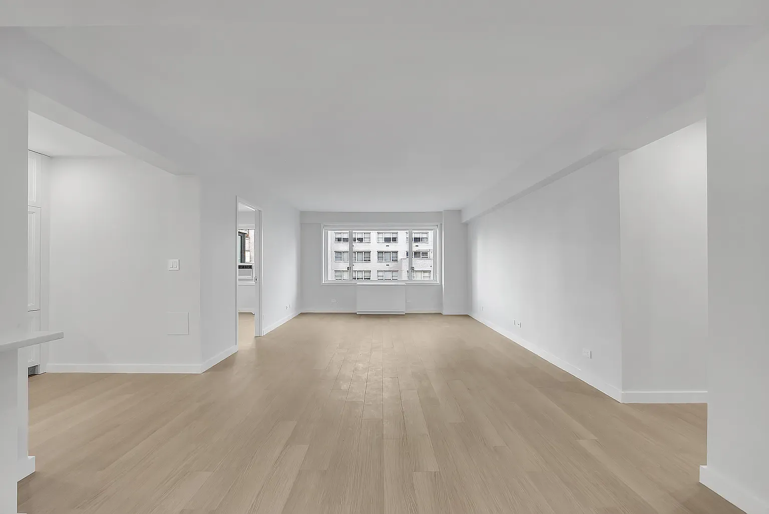 165 East 66th Street — Photo 2