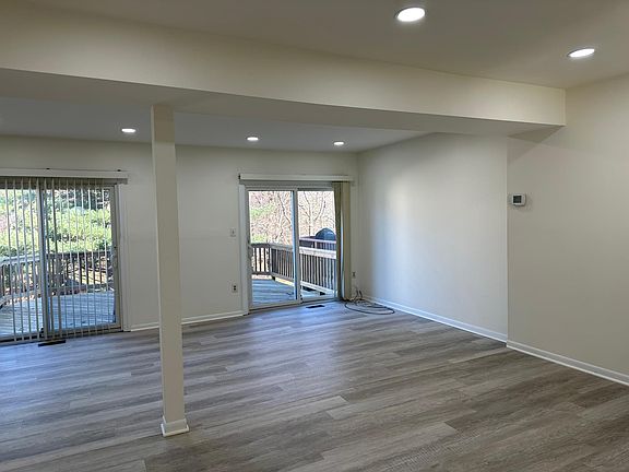 3rd image of 11141 Black Forest Way