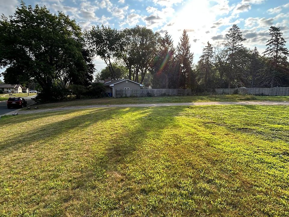 1st image of Pearson Way NE