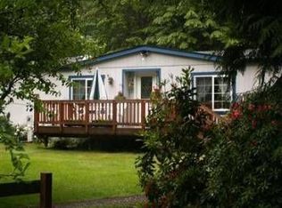 3383 Dorothys Ln, Clinton, WA 98236