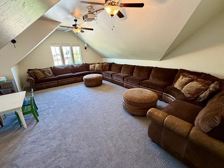 1308 Glenmere Ct — Photo 20