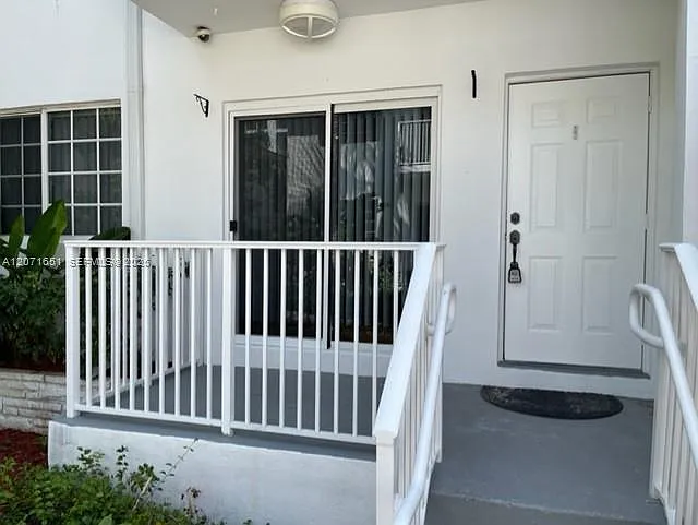 1160 103rd St #8 — Photo 11