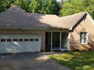 18 Widgeon Way, Cartersville, GA 30120