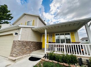7931 N Apache Ln, Eagle Mountain, UT 84005