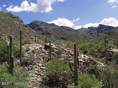 2nd image of 7473 N Secret Canyon Dr