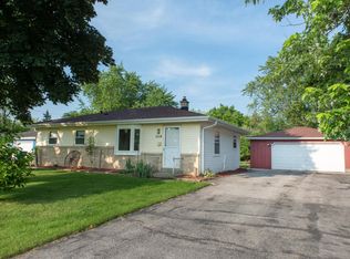 10550 S Austin St, Oak Creek, WI 53154