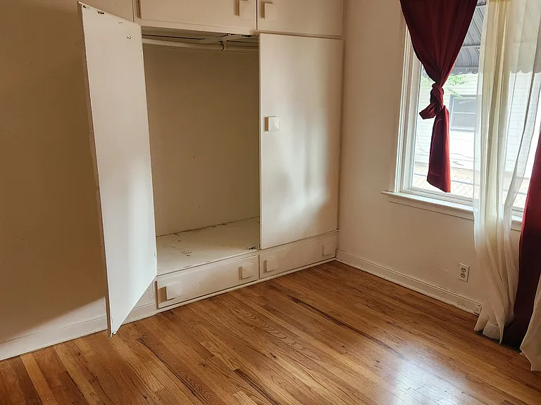 Hardwood floors in both bedrooms