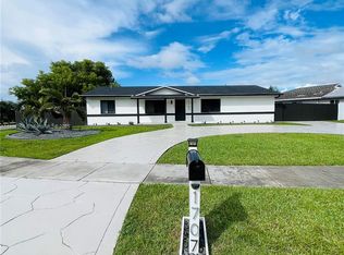 1707 S Curlew Ln, Homestead, FL 33035