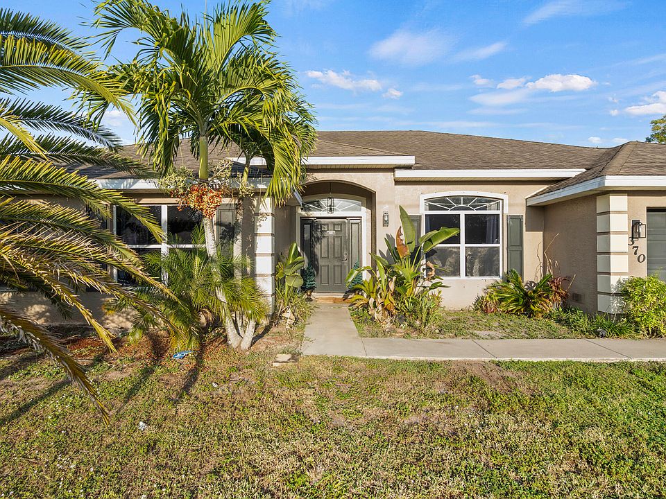 1st image of 370 SW Tulip Boulevard