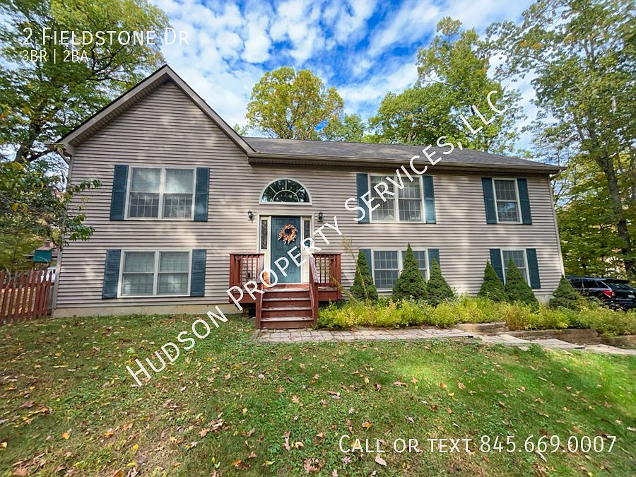 1st image of 2 Fieldstone Dr
