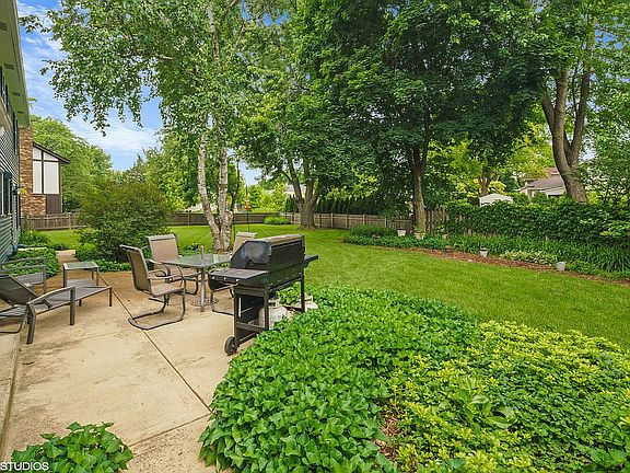 Large backyard on corner lot