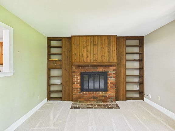 5th image of 45 Dement Road