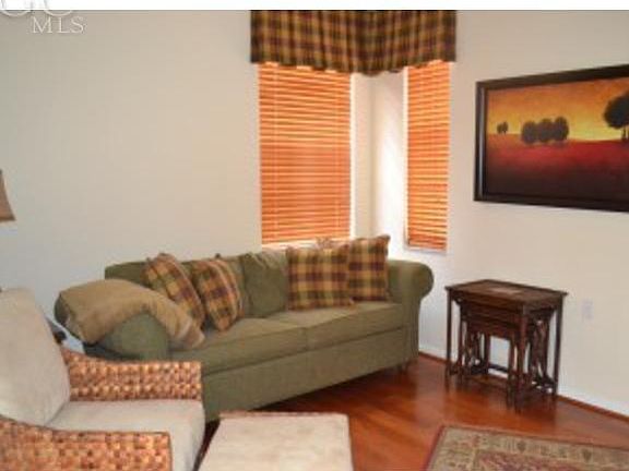 5th image of 10005 Valiant Ct APT 102