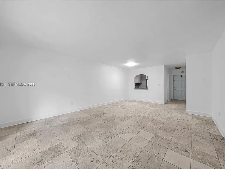 8650 SW 67th Ave #1010 — Photo 12