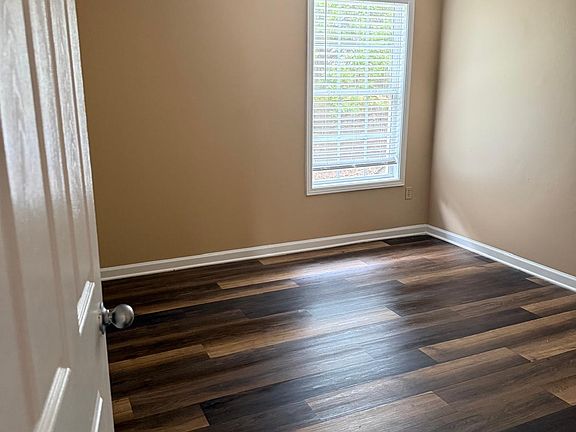 5th image of 3090 Battlement Cir