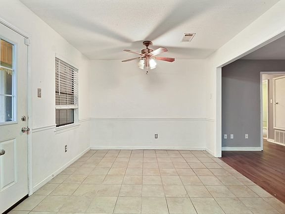 5th image of 15283 Northwood Hills Dr