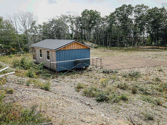 5th image of 169 Port Clyde Rd