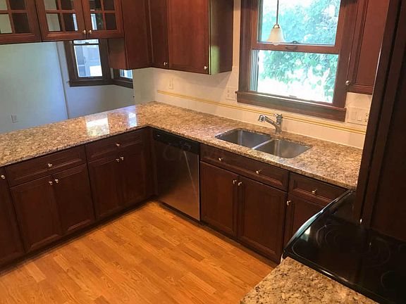 5th image of 3234 Glenellen Ct