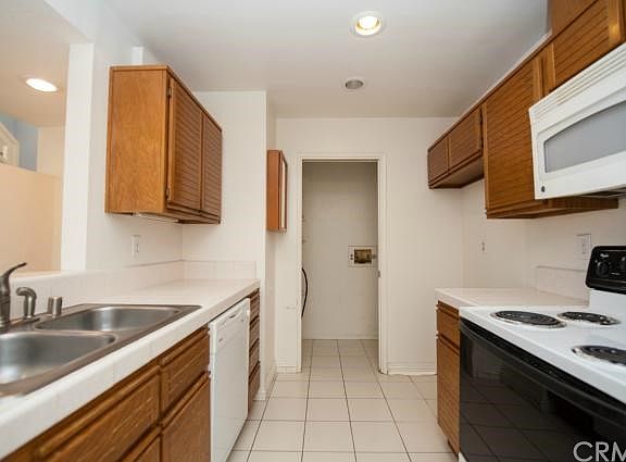 5th image of 13104 Glen Ct Unit 67