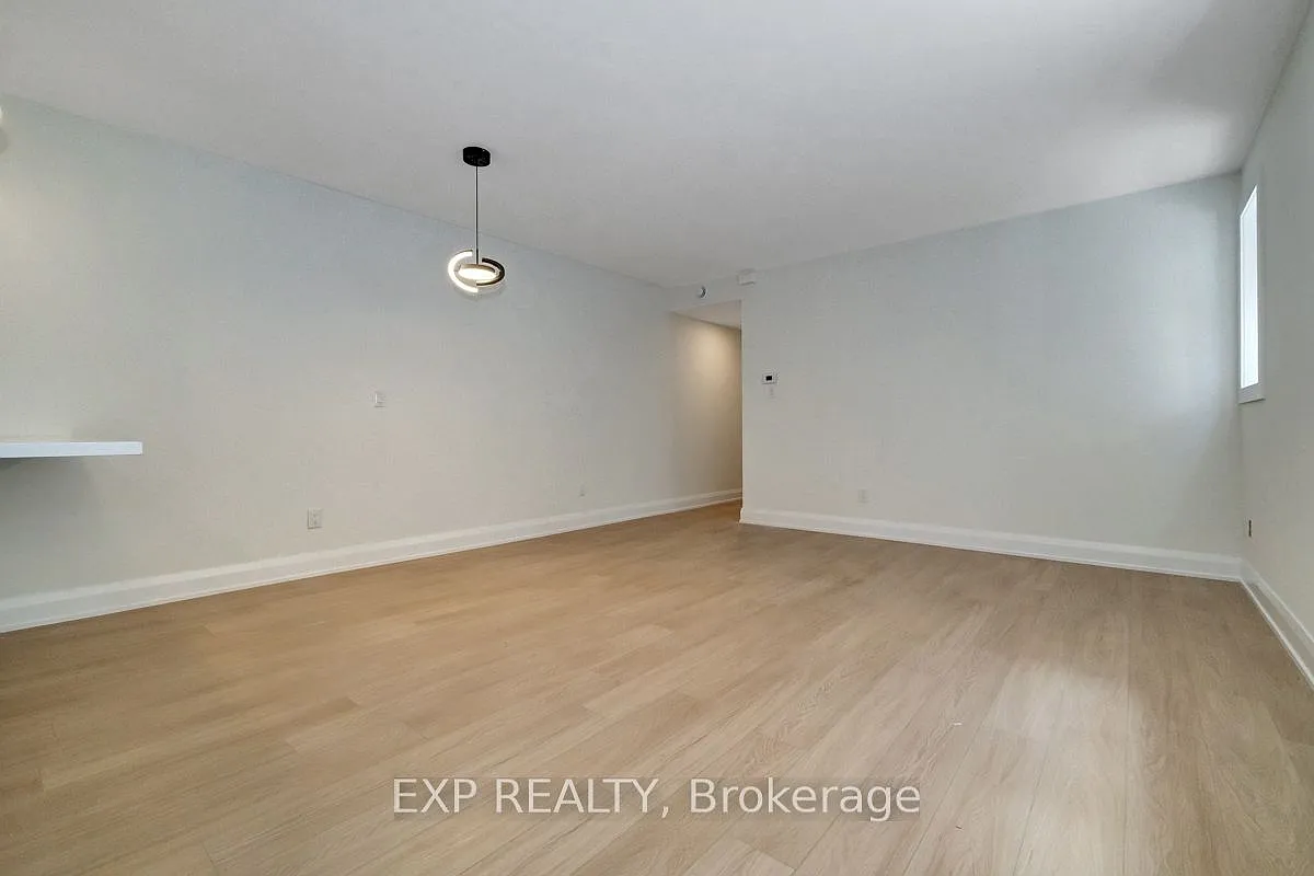2 bed, $2,400 — Photo 4