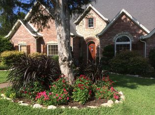 109 Woodlands Ct, Red Oak, TX 75154