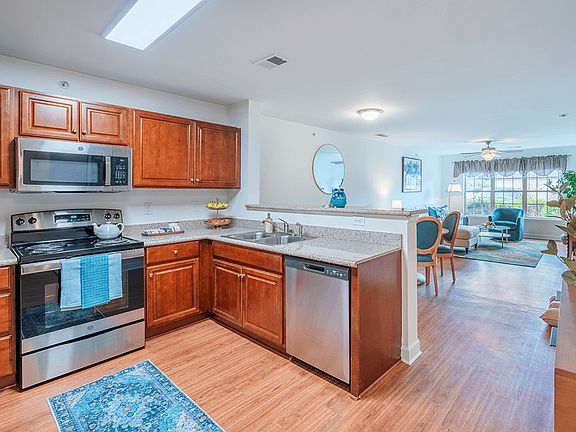 Welcome to Parcstone Apartment Homes