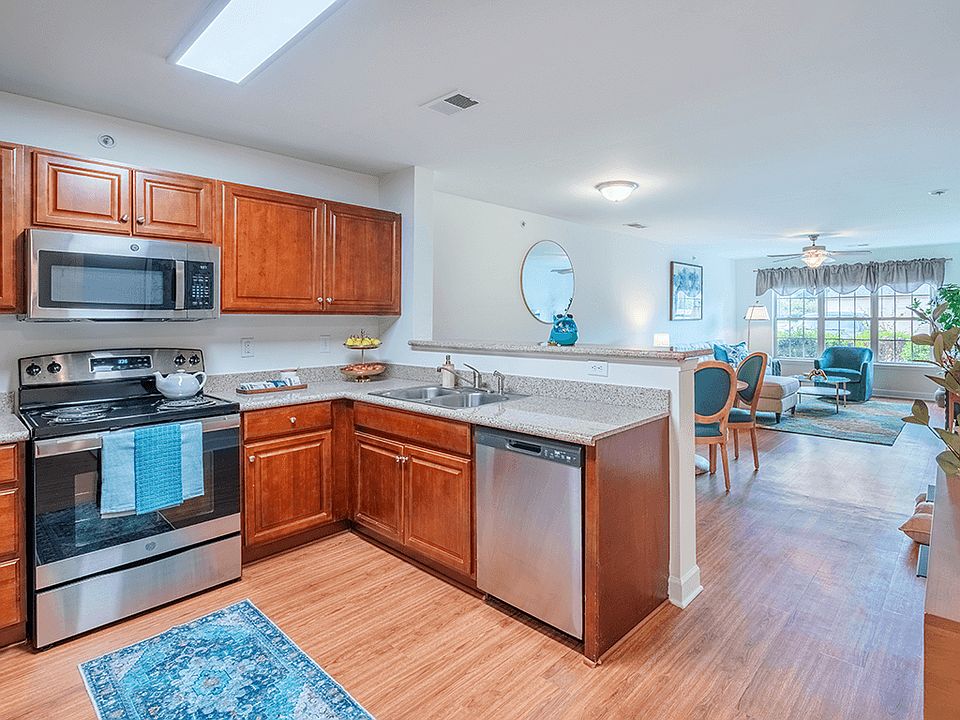 Welcome to Parcstone Apartment Homes