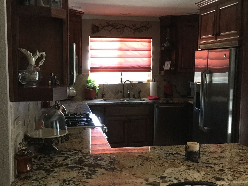 2nd image of 2062 N Idaho Ave