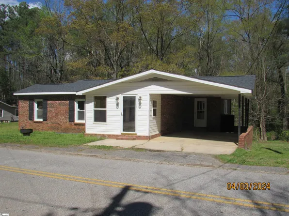 509 S Church Ave, Landrum, SC 29356