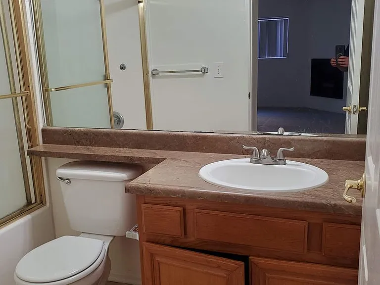 12707 Caswell Ave — Photo 17