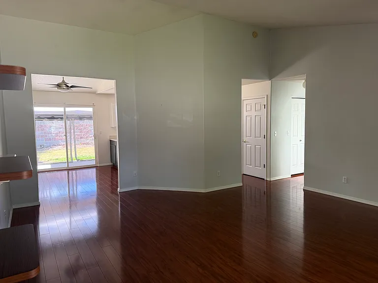 15910 NE 83rd St — Photo 6
