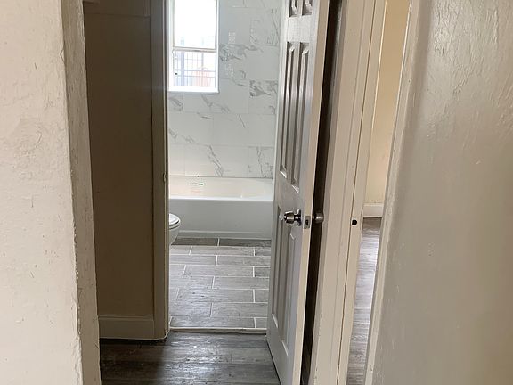 5th image of 1744 NW 1st Ct APT 6
