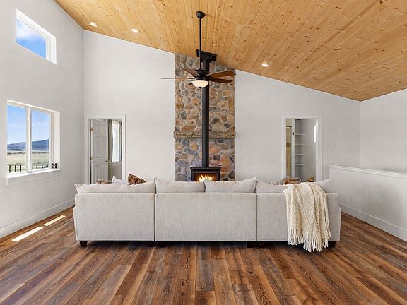 3rd image of 431 Rudisill St