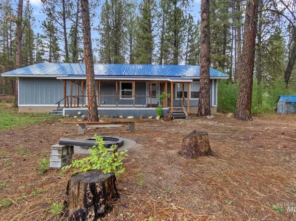 8 Cooper Dr, Centerville, ID 83631